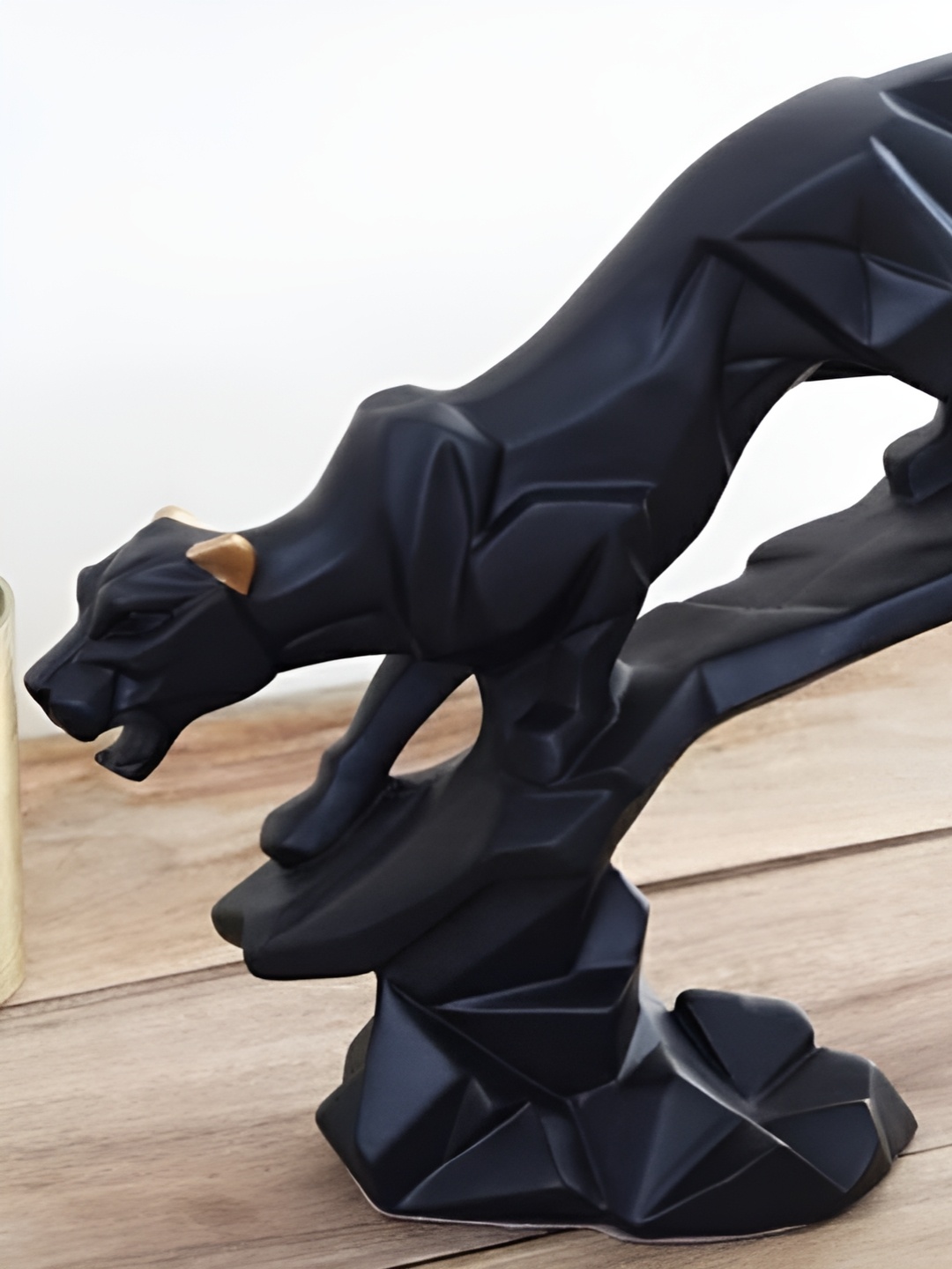 

Zart Black Figurine Showpiece