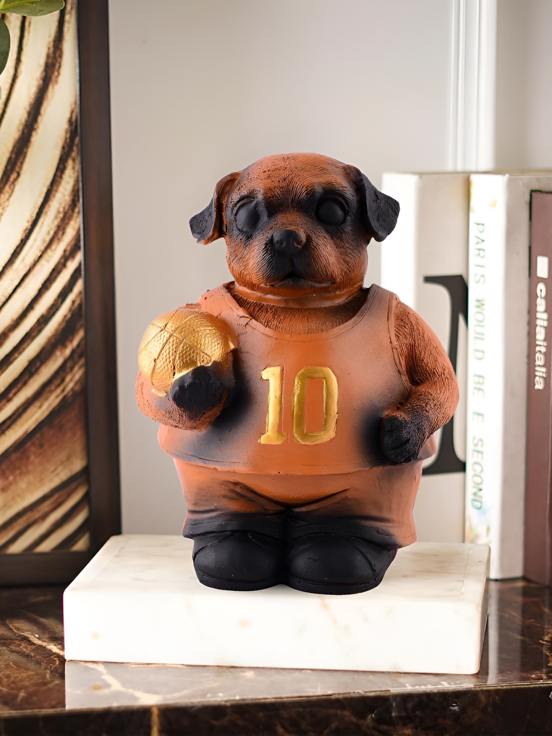 

Zart Brown Idol Showpiece