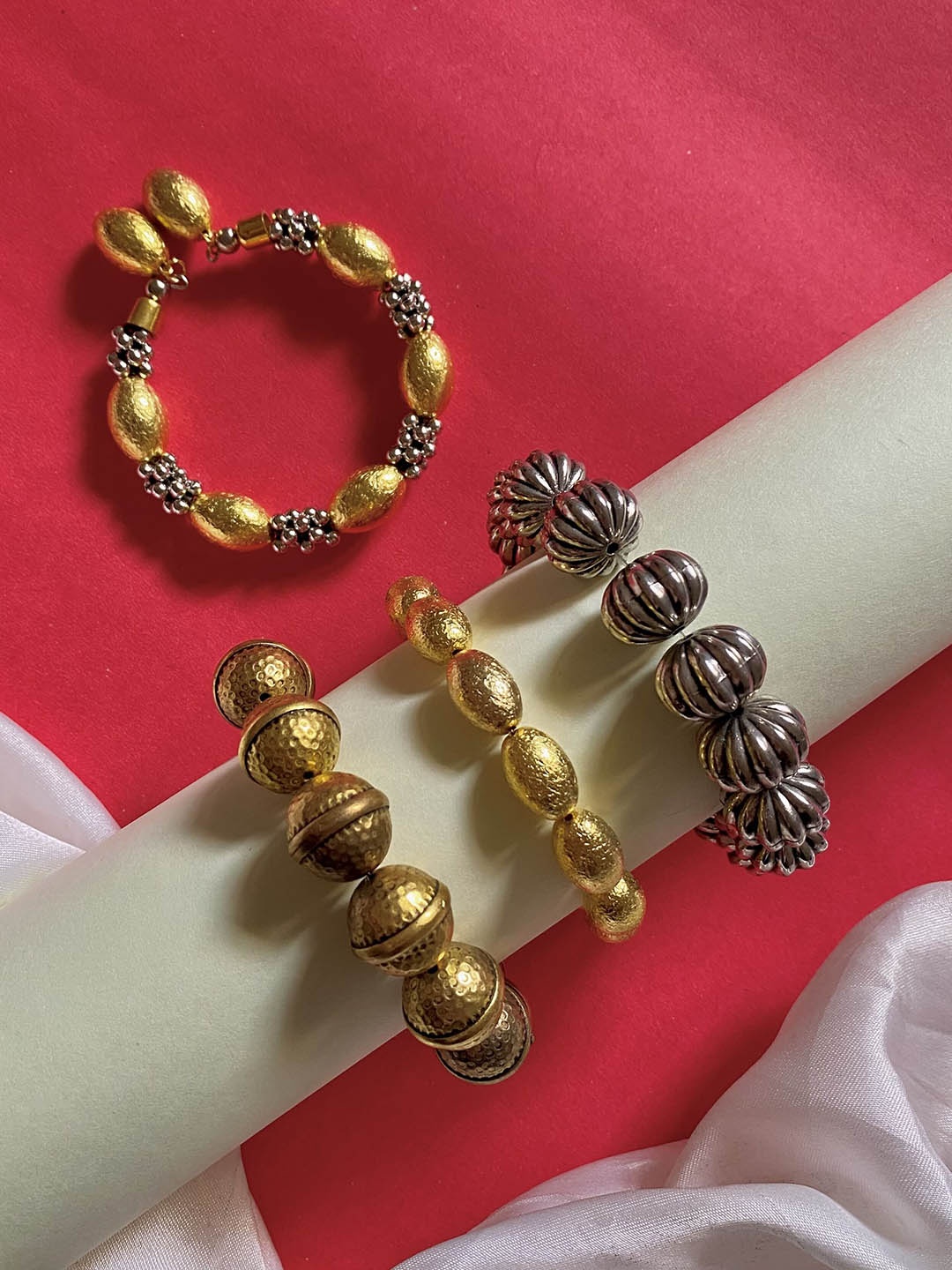 

ATIBELLE Set Of 4 Gold-Plated Bangles
