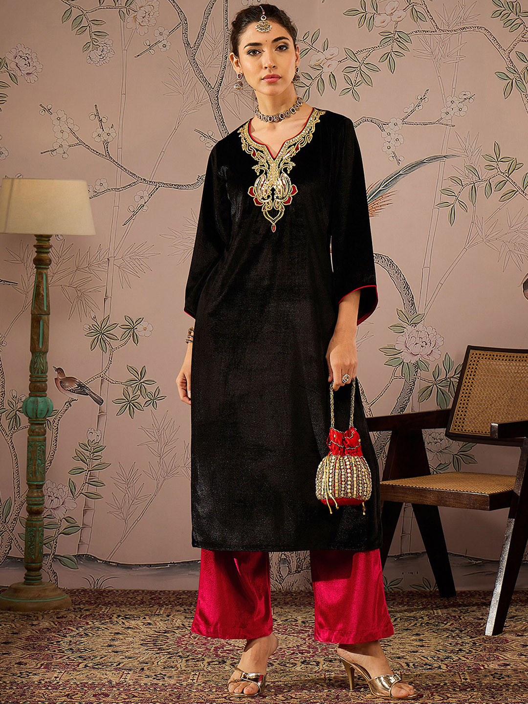 

Shae by SASSAFRAS Floral Embroidered Velvet Kurta with Trouser, Black