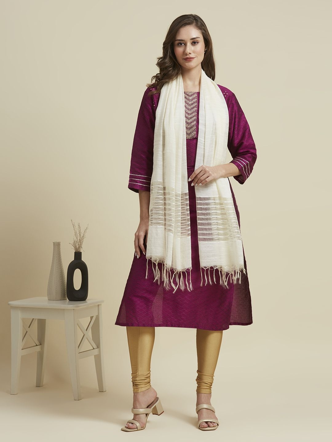 

Dupatta Bazaar Women Woven Design Stole, Off white