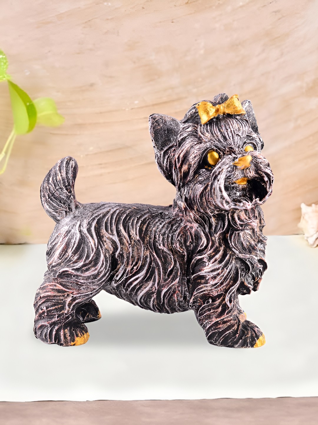 

Zart Black Idol Showpiece