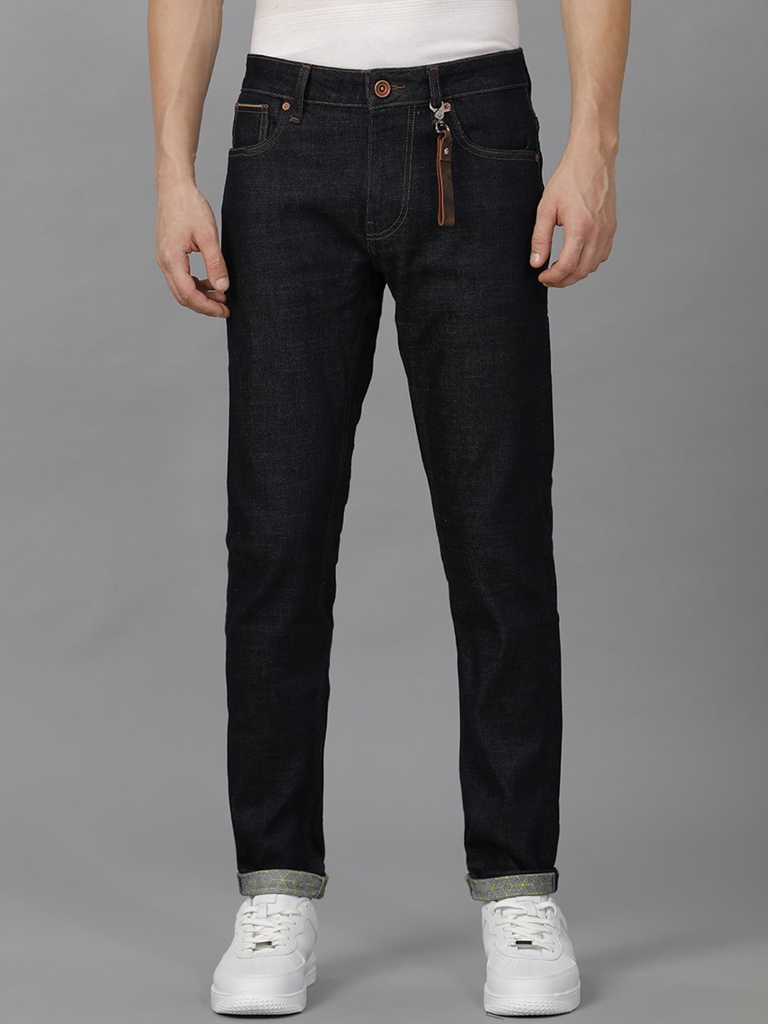 

Voi Jeans Men Clean Look Mid-Rise Regular Fit Stretchable Jeans, Grey