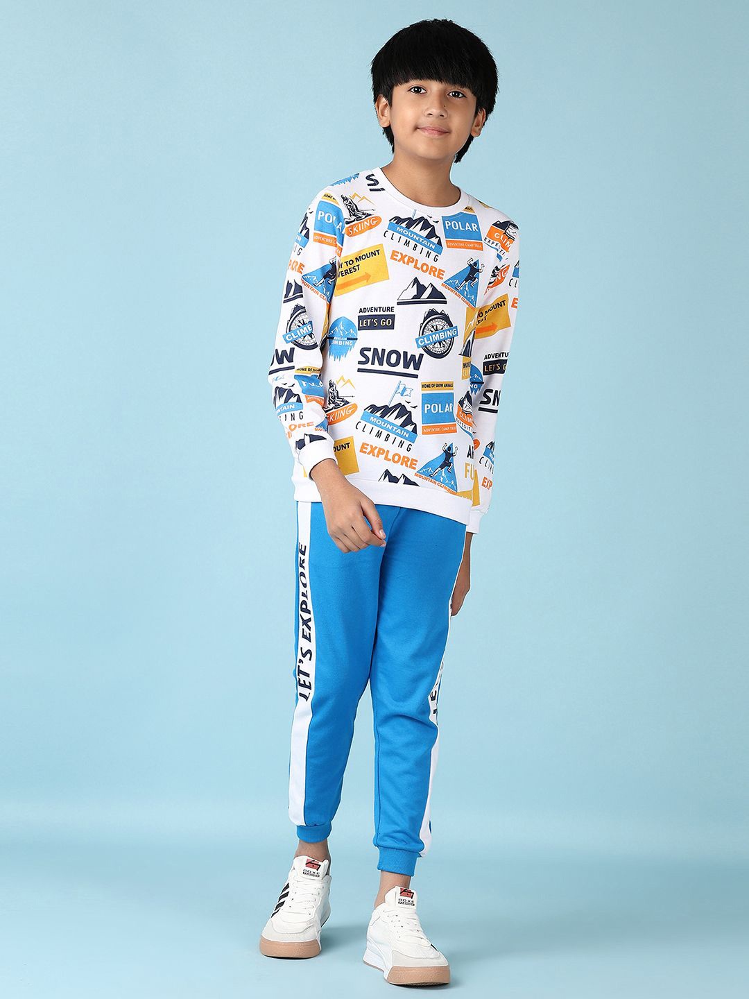 

V-Mart Boys Printed Pure Cotton Sweatshirt with Joggers, White