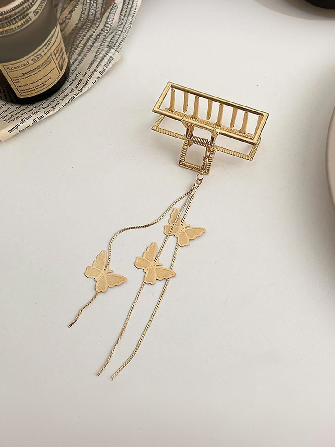 

Yellow Chimes Women Enbellished Claw Clip, Gold
