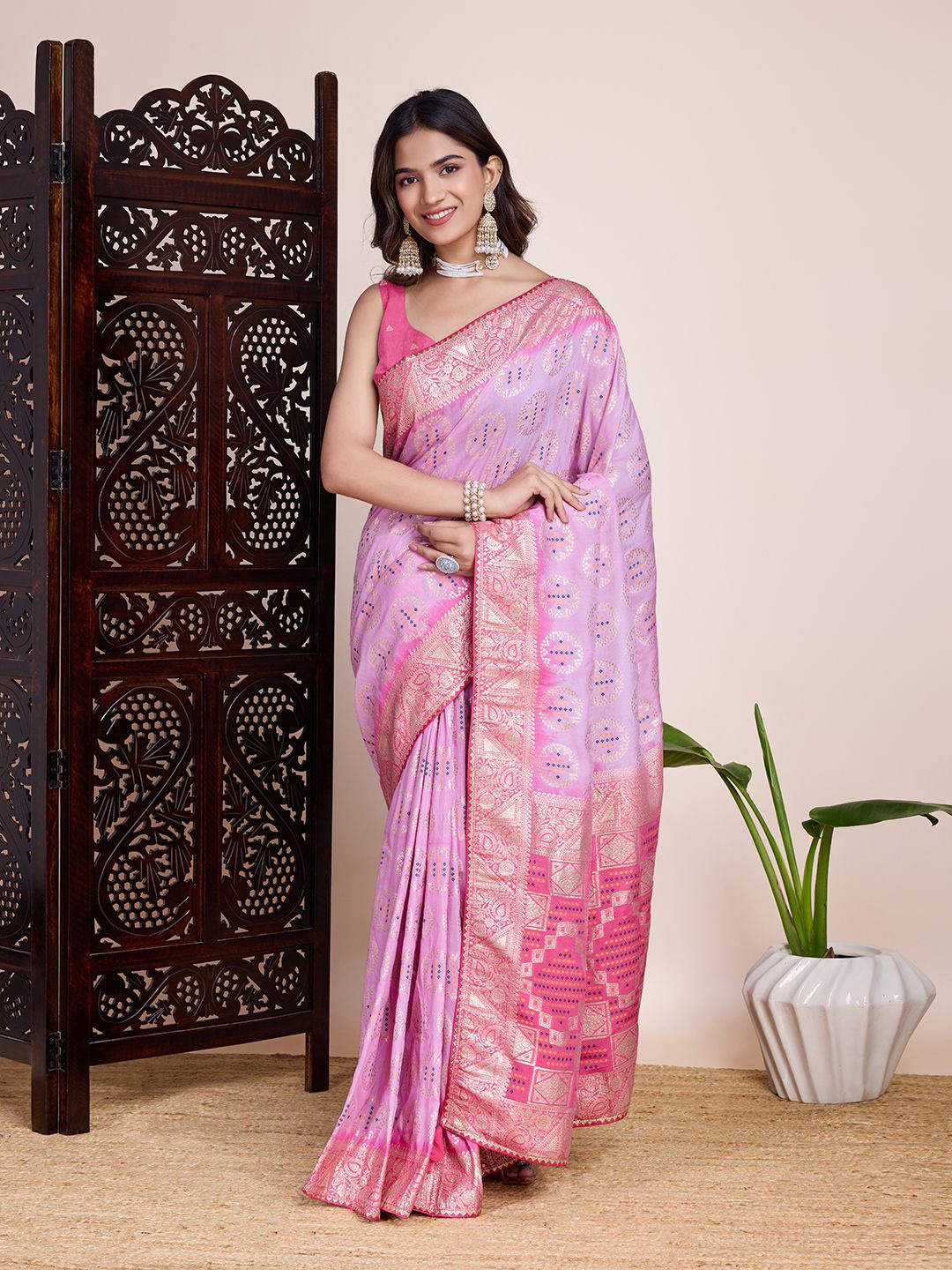 

CARTYSHOP Woven Design Zari Paithani Saree, Pink