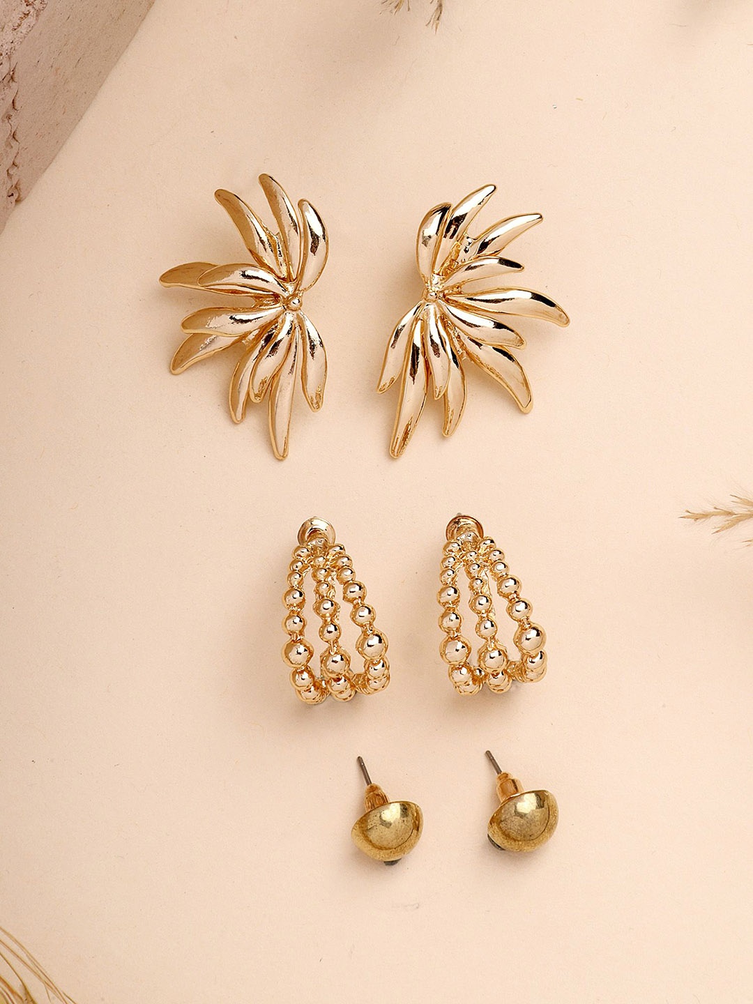 

Bohey by KARATCART Pack Of 6 Gold Plated Contemporary Studs Earrings