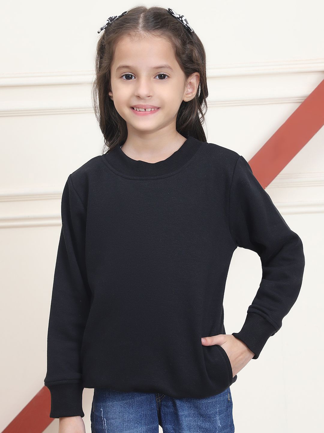 

MINI & MING Girls Sweatshirt, Black