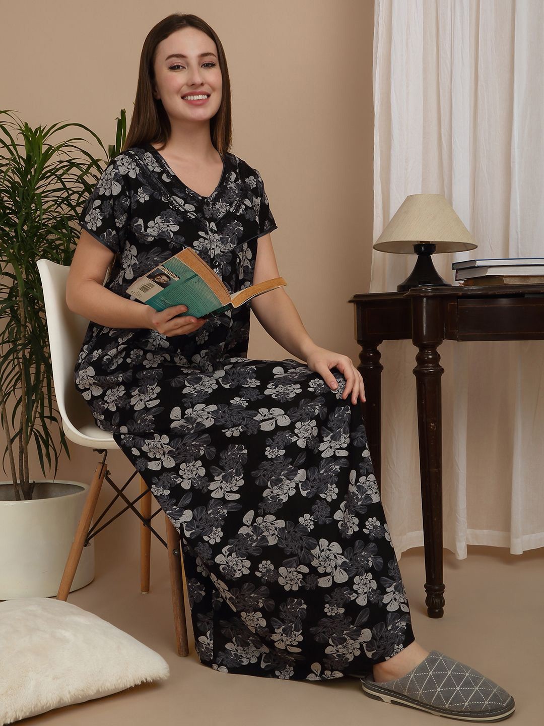 

Sweet Dreams Women Printed Pure Cotton Maxi Nightdress, Black
