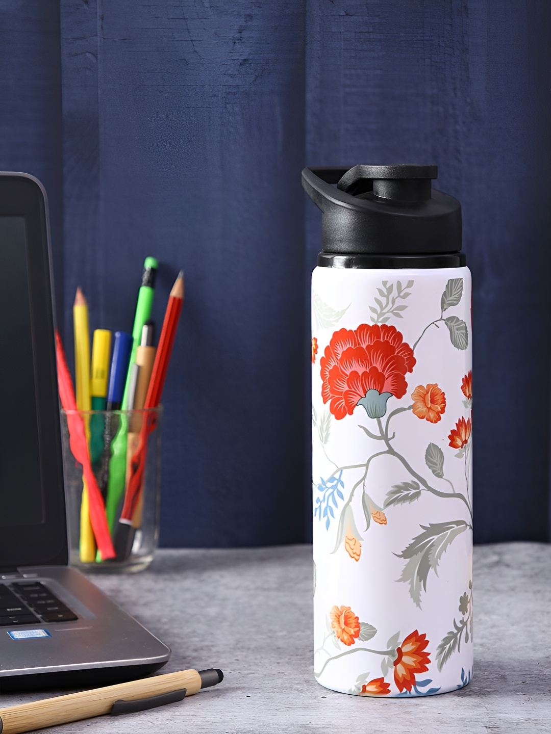 

PENTADECO White & Red Floral Printed Aluminium Water Bottle 750ml