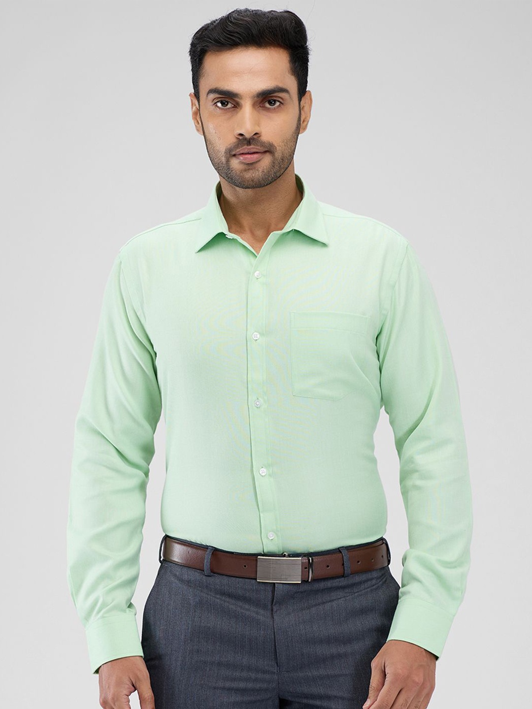 

Parx Men Spread Collar Textured Slim Fit Formal Shirt, Green