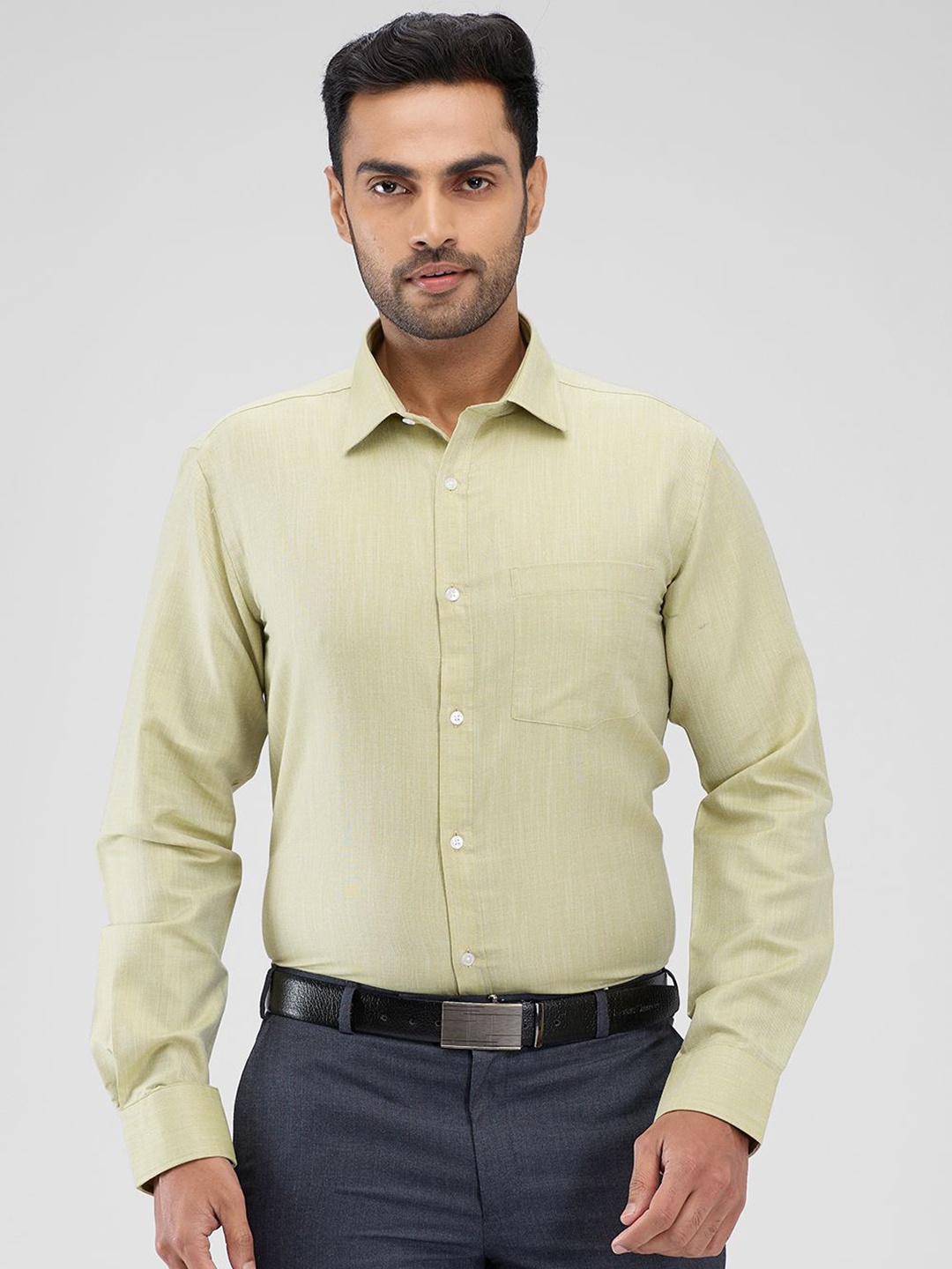 

Parx Men Spread Collar Solid Slim Fit Formal Shirt, Beige