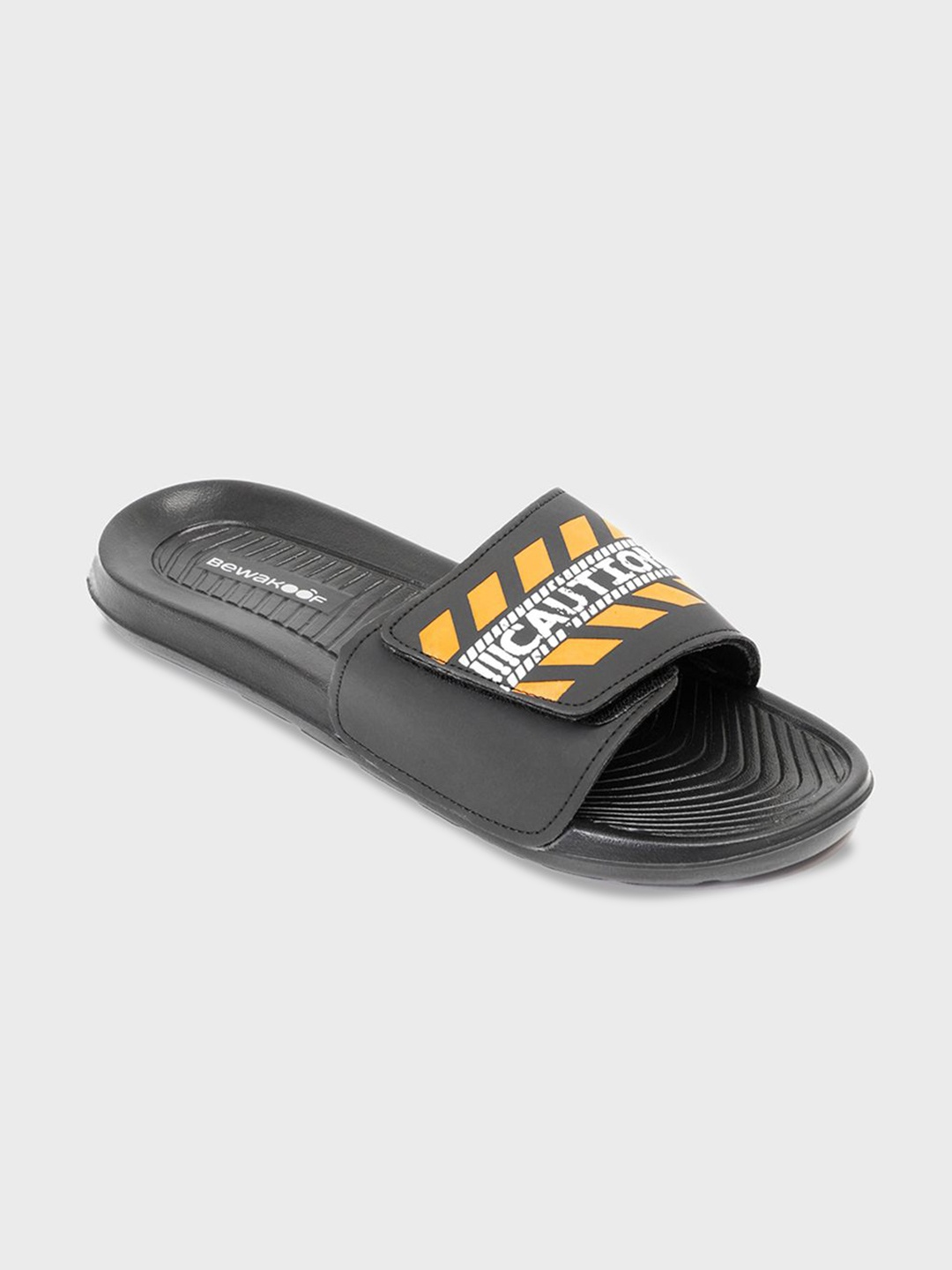 

Bewakoof Men Printed Rubber Sliders, Black