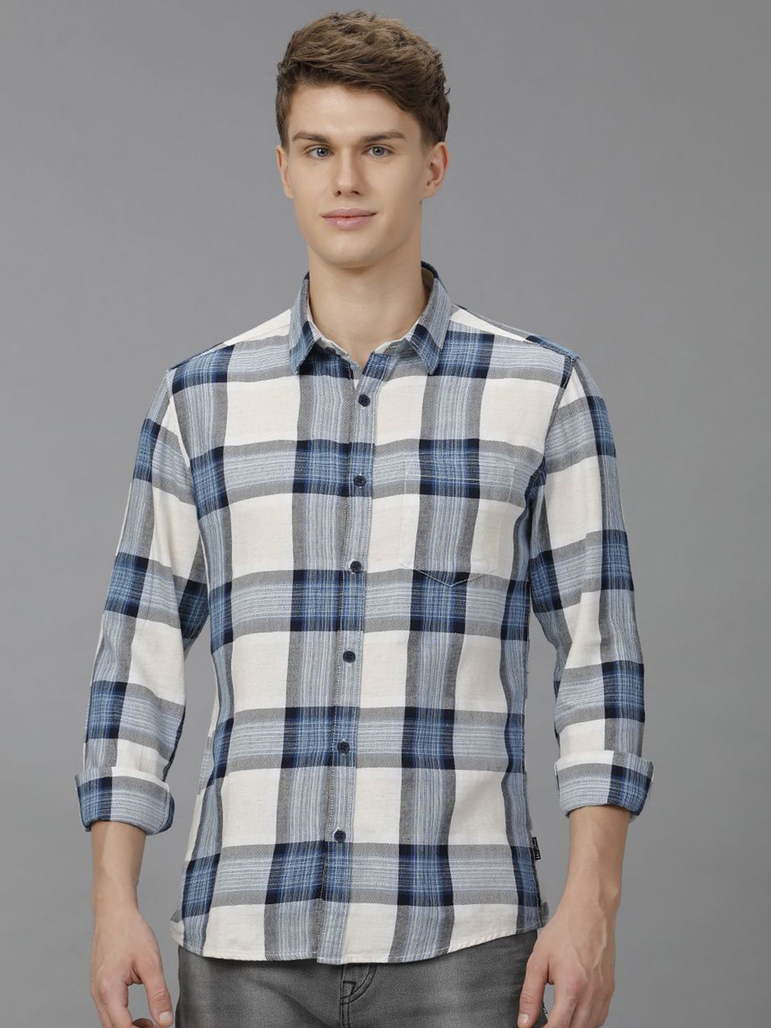 

Voi Jeans Men Classic Spread Collar Checked Cotton Slim Fit Casual Shirt, Blue