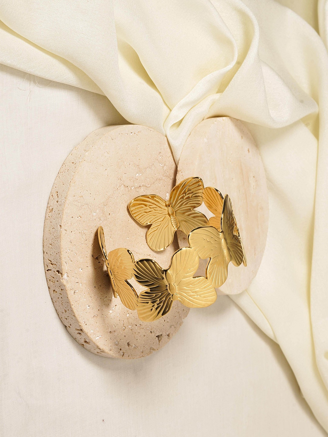 

The Cacti Store Stainless Steel Cuff Bracelet, Gold