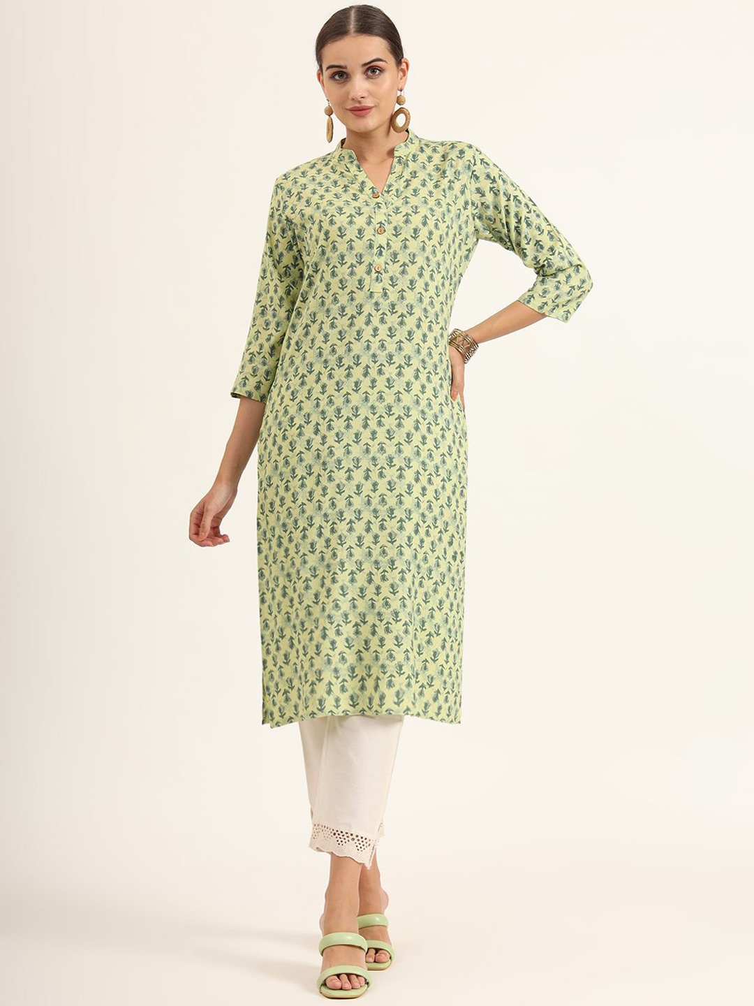 

KALINI Mandarin Collar Floral Printed Straight Kurta, Green