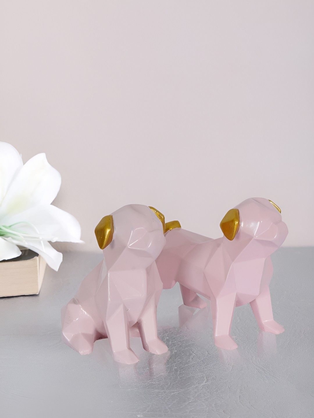 

Zart Pink Idol Showpiece