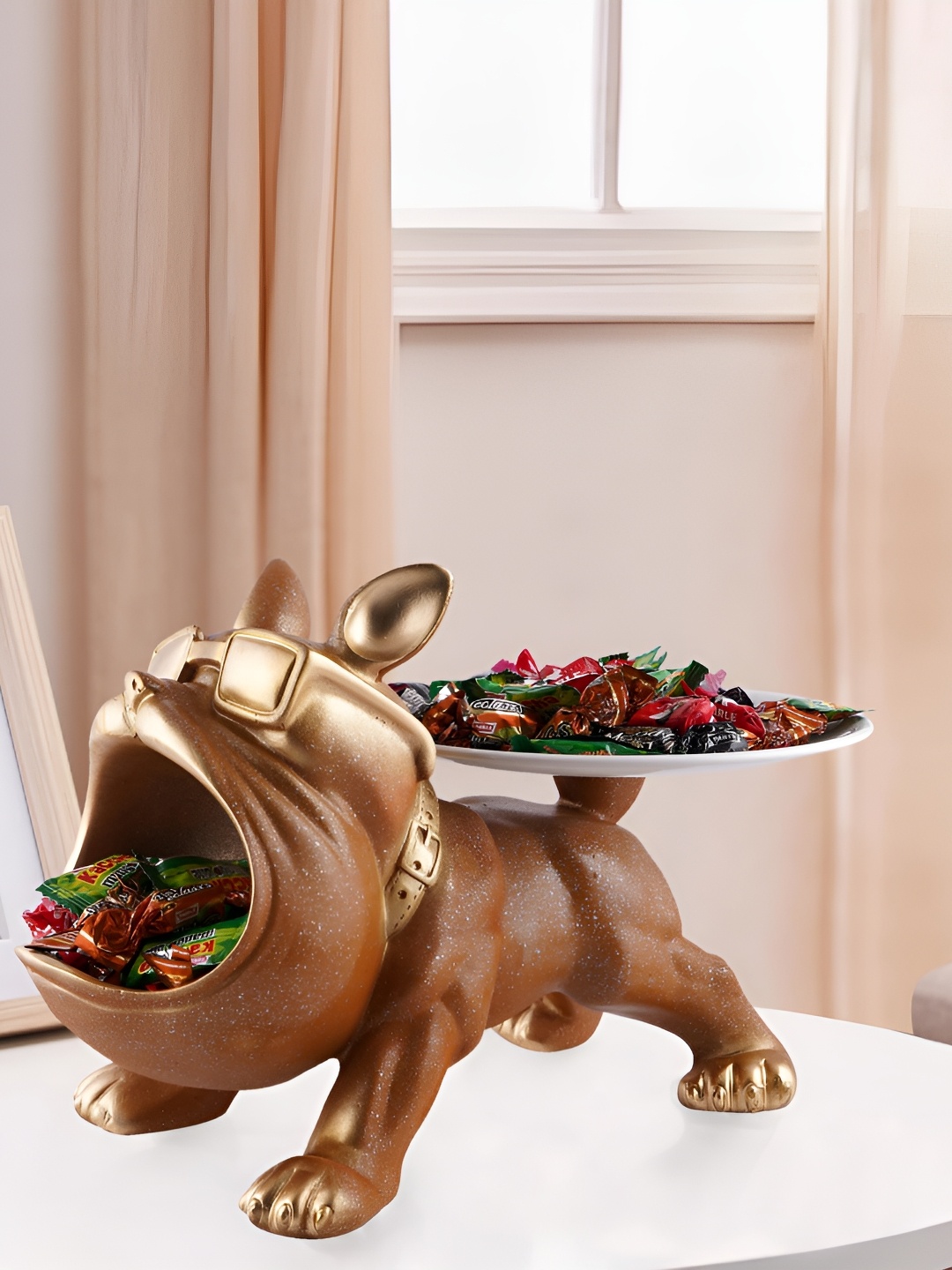 

Zart Brown Idol Showpiece