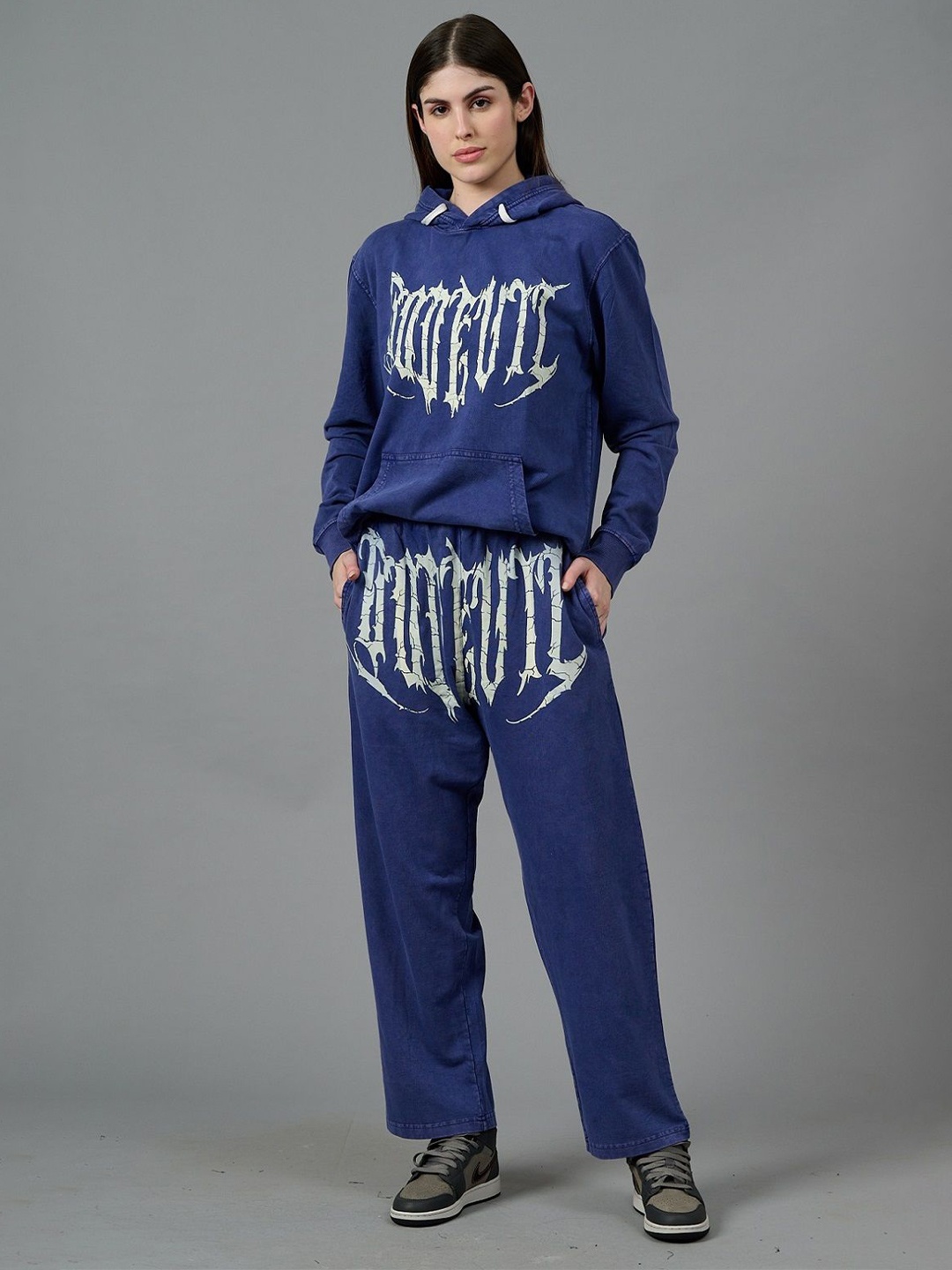 

GO DEVIL Typographic Printed Hooded Oversized Fleece Sweatshirt With Joggers, Blue