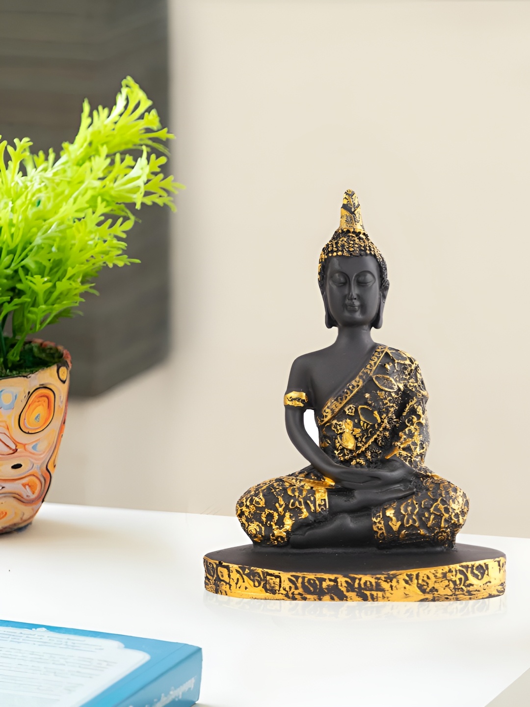 

Zart Black Idol Showpiece