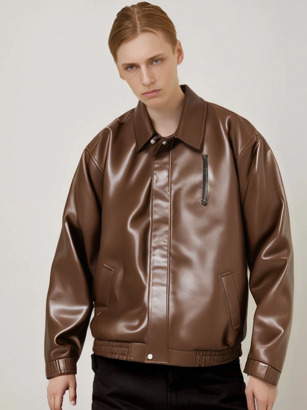 

StyleCast x Revolte Men Spread Collar Solid Casual Leather Jacket, Brown