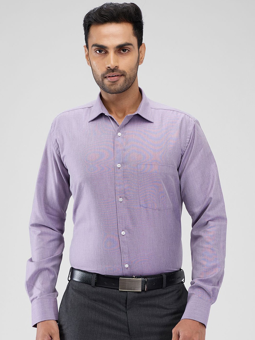 

Parx Men Spread Collar Solid Slim Fit Formal Shirt, Lavender