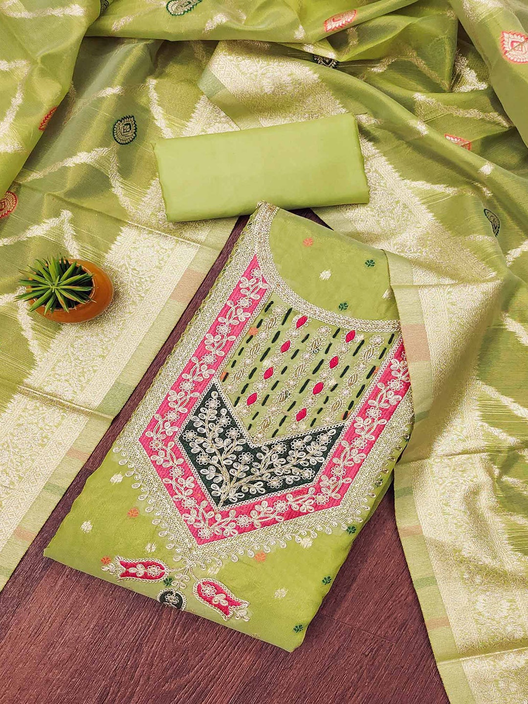 

Peachmode Floral Woven Design Beads & Stones Unstitched Dress Material, Green