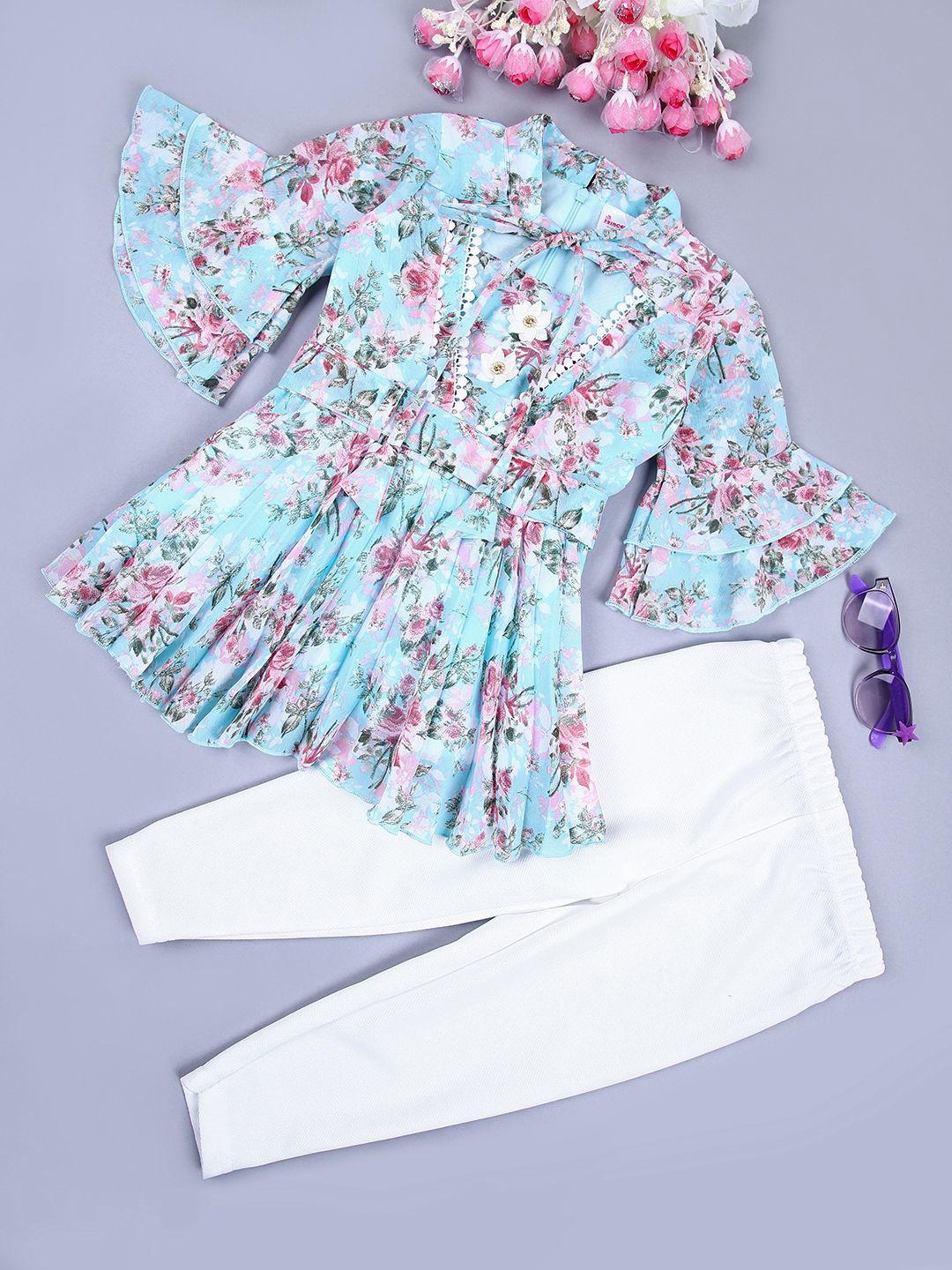 

V-Mart Girls Printed Top with Trousers, Blue