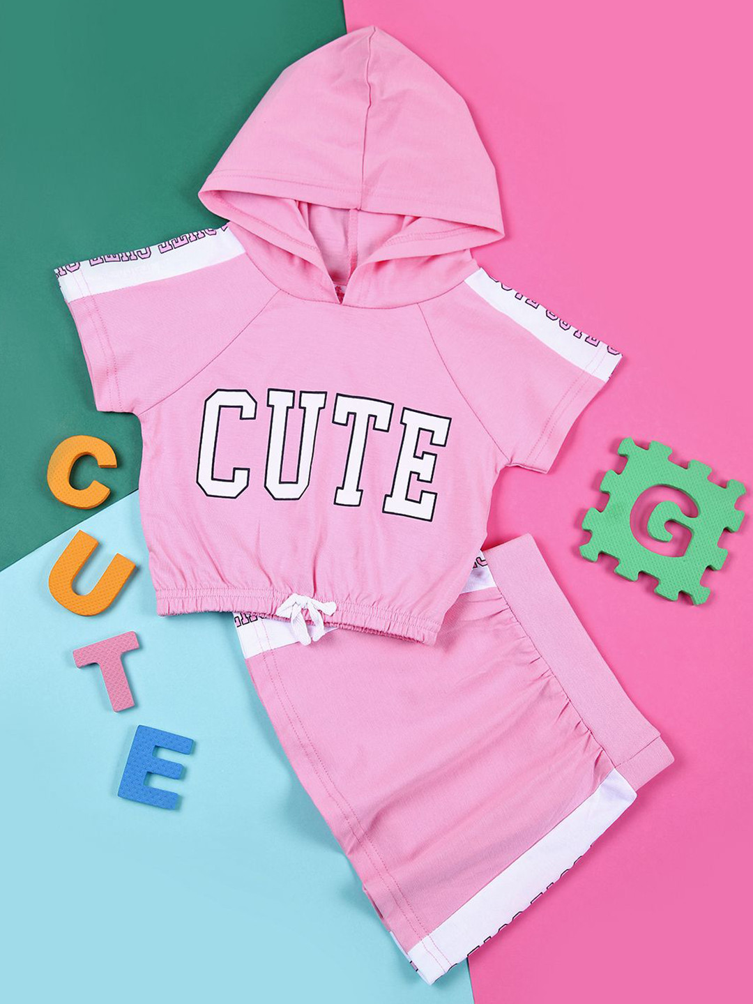 

V-Mart Girls Hooded Printed Pure Cotton Sweatshirt with Skirt, Pink