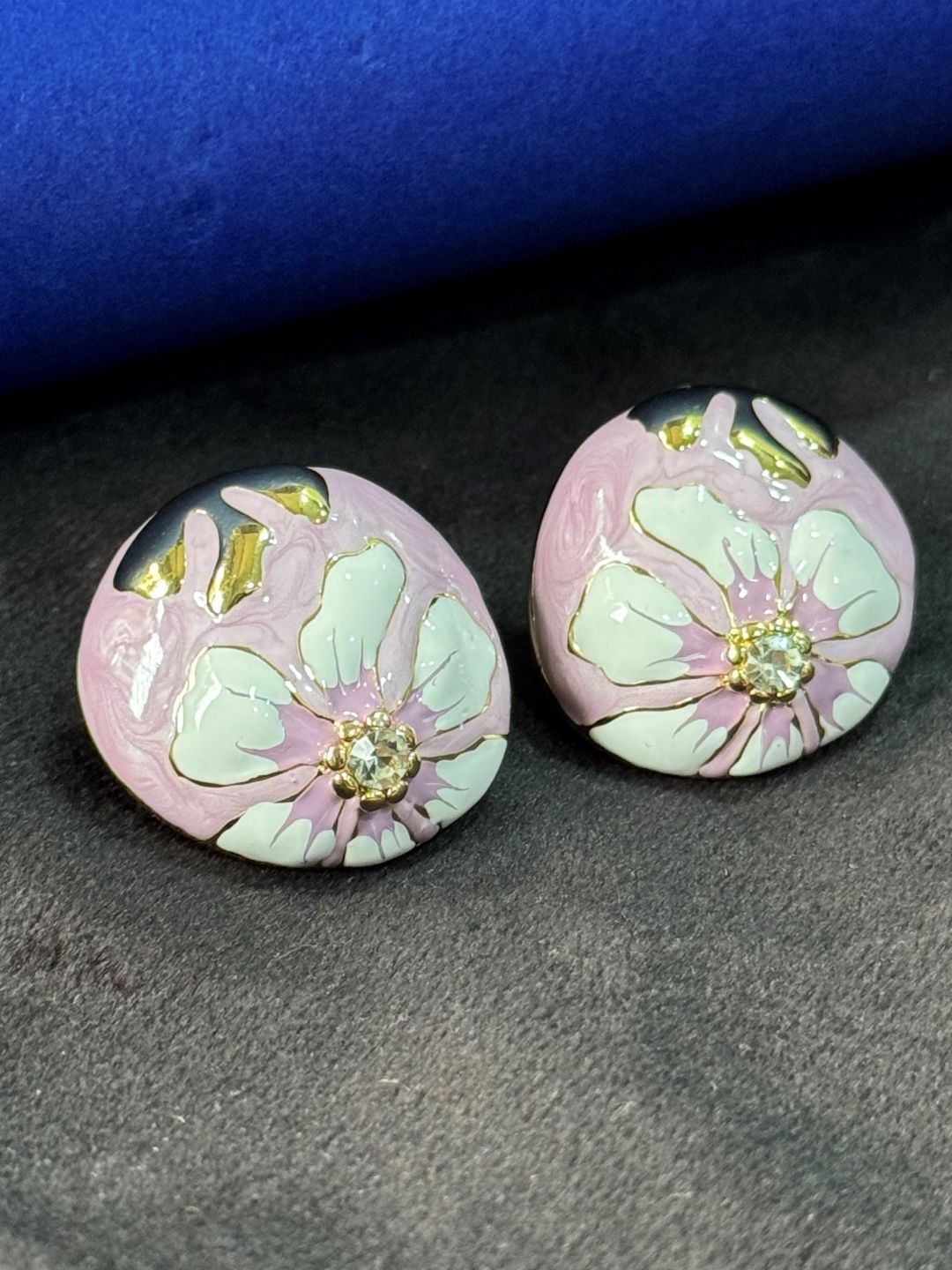 

The Jewellery Tale Contemporary Studs Earrings, Pink