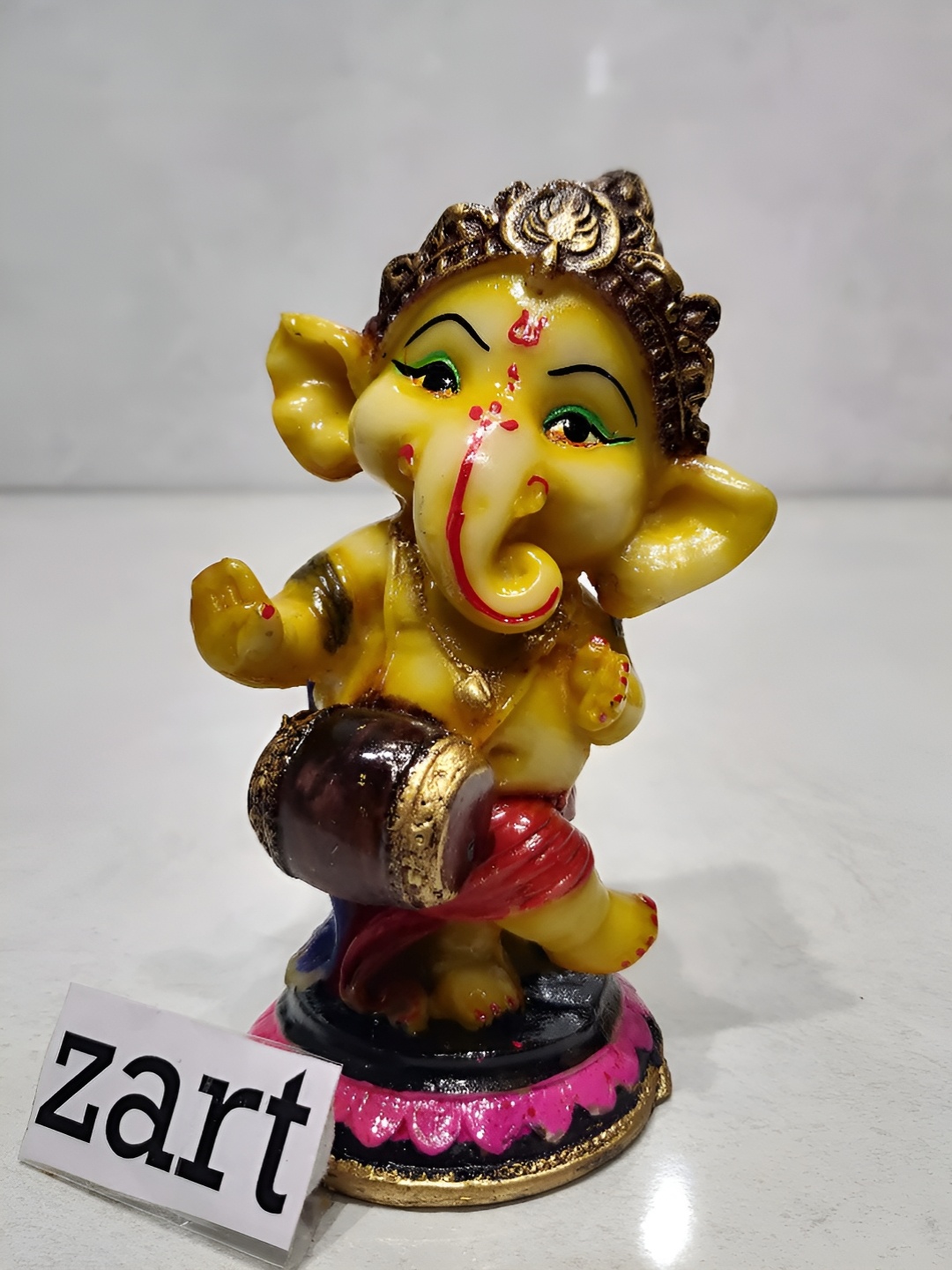 

Zart Yellow Religious Idol Showpiece
