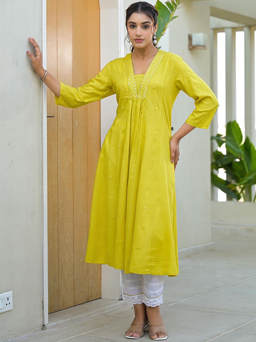 

Juniper Square Neck Mirror Work Liva A-Line Kurta, Yellow