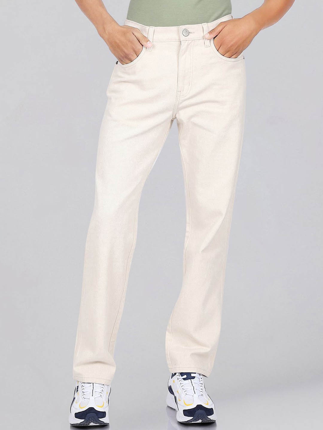 

Wrangler Men Straight Fit Jeans, Beige
