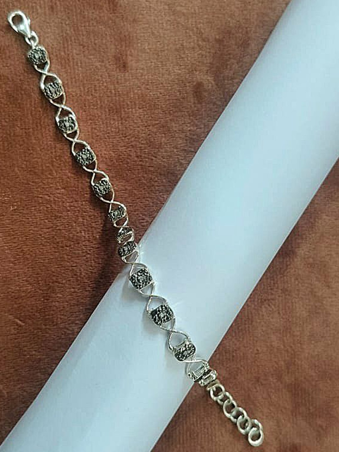 

HIFLYER JEWELS Sterling Silver American Diamond Antique Link Bracelet