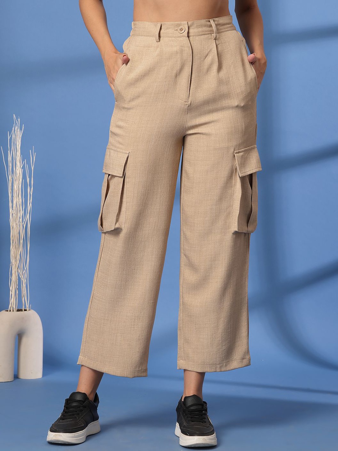 

plusS Women Mid-Rise Pleated Trousers, Beige