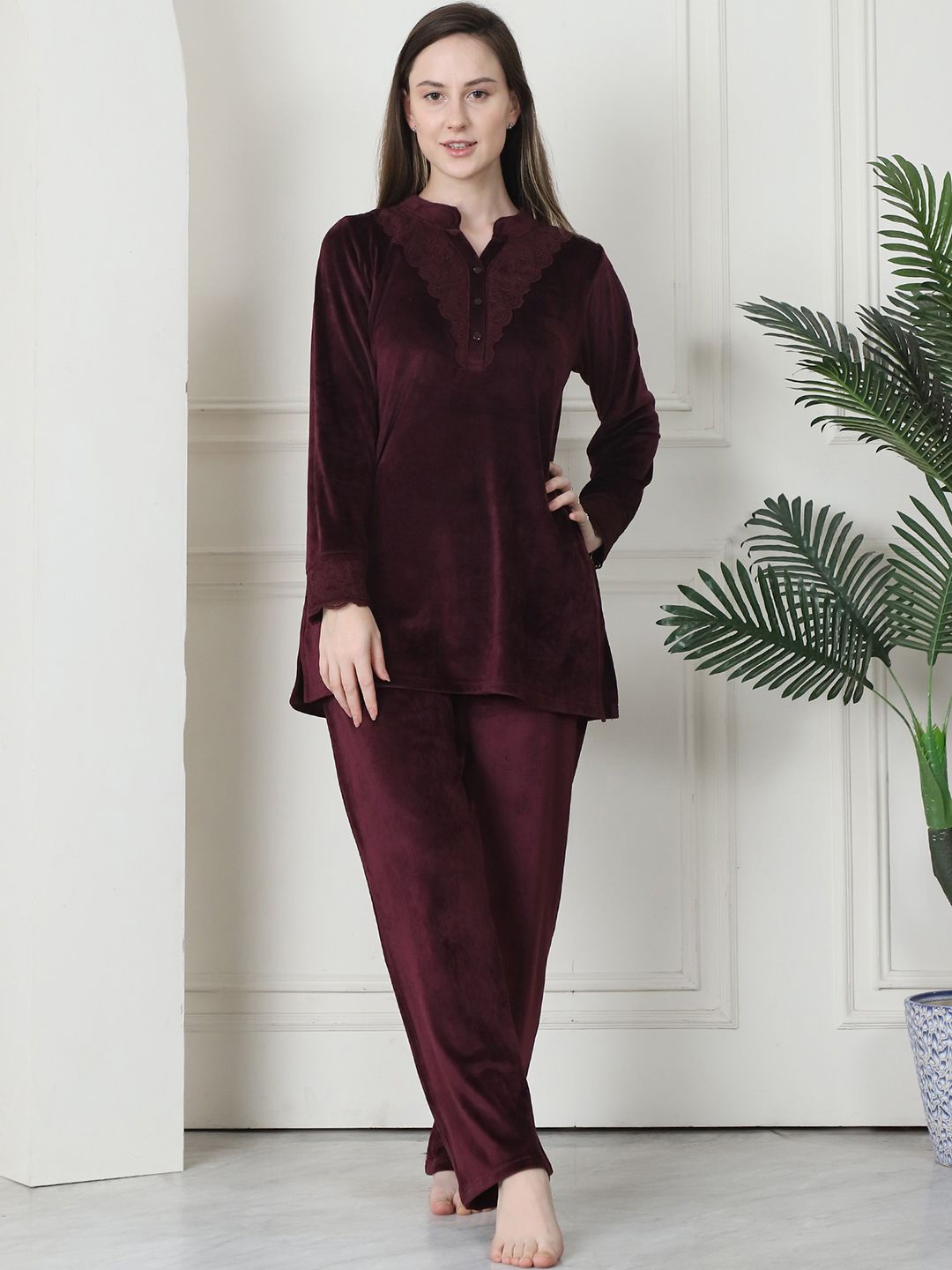 

Kanvin Women Lace Mandarin Collar Long Sleeves Slip-On Night suit, Maroon