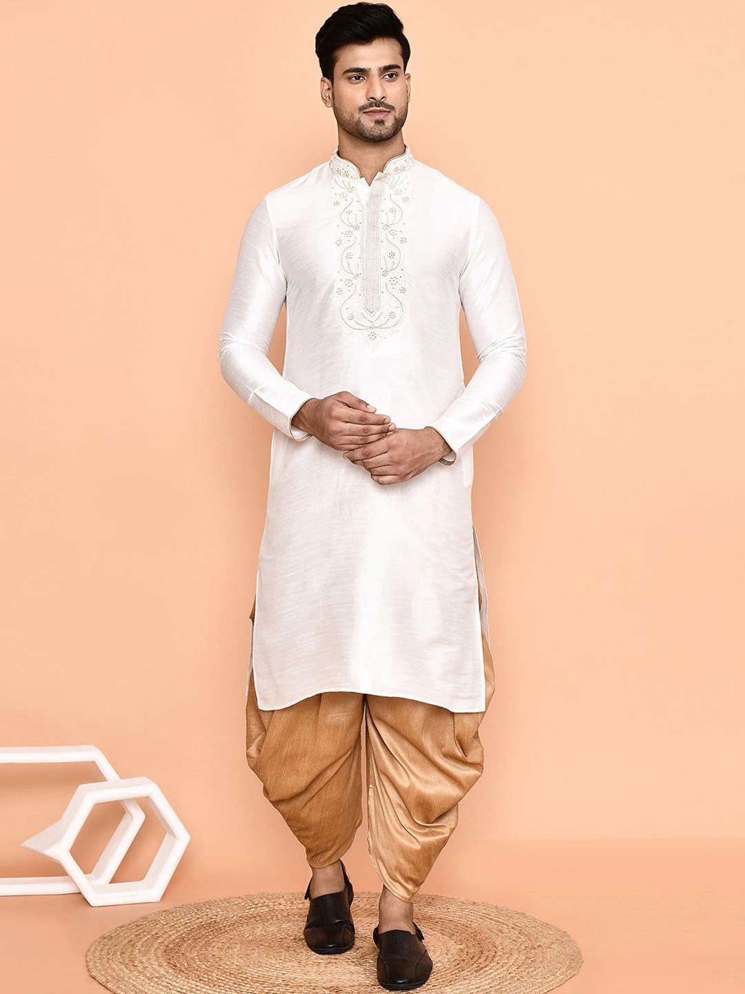 

Arihant Rai Sinha Floral Embroidered Regular Dupion Silk Straight Kurta With Patiala, Cream