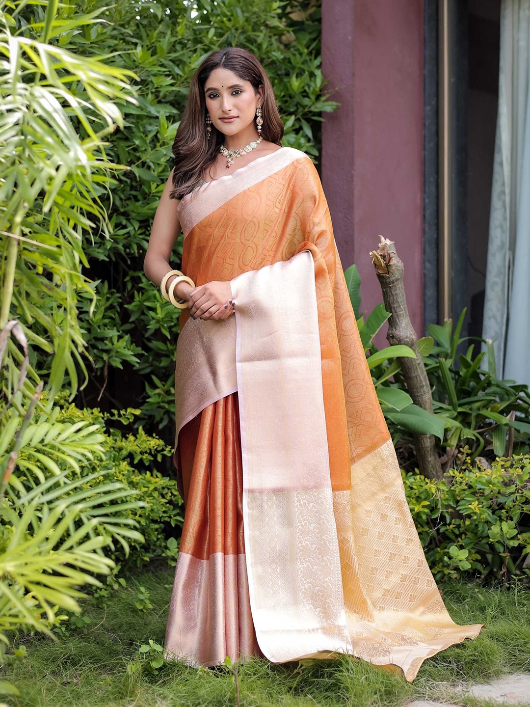 

Kandora Woven Design Zari Pure Silk Banarasi Saree, Orange