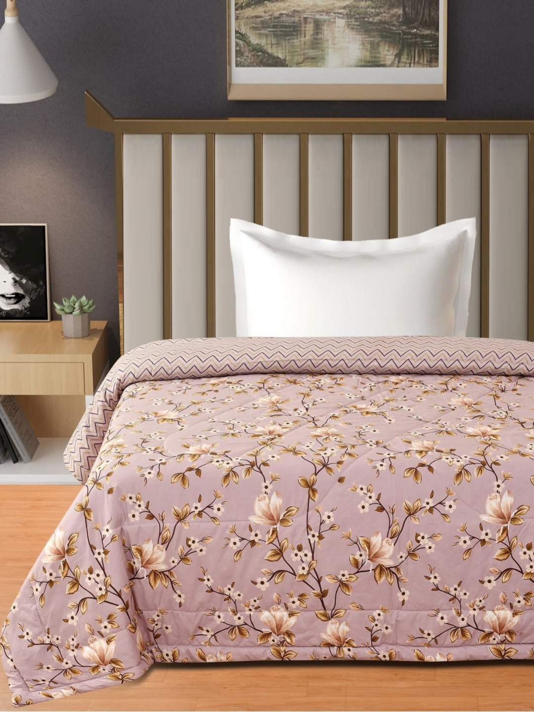 

Florida Mauve & Beige Floral Microfiber 120 GSM Single Bed Comforter