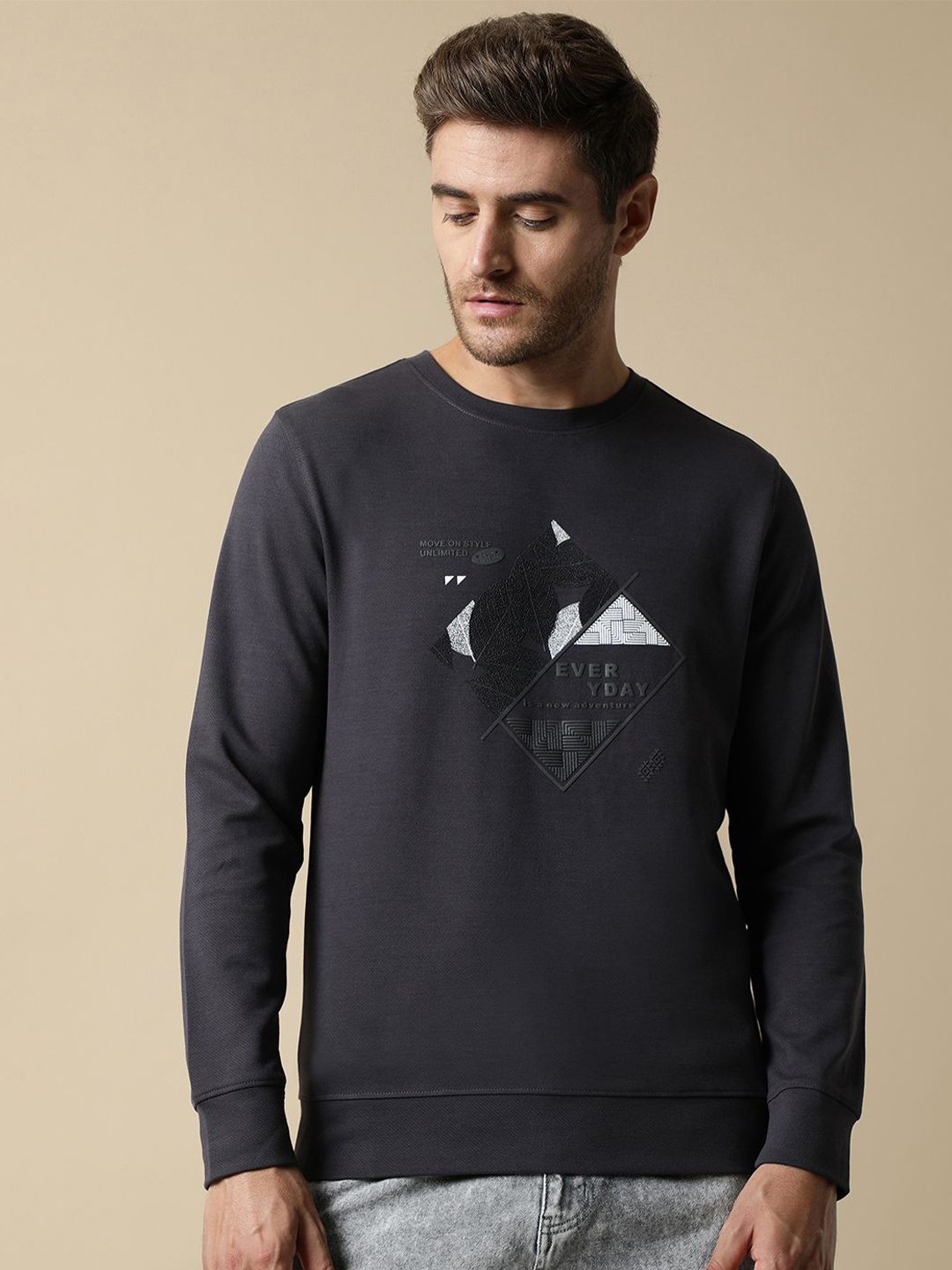 

Fort Collins Men Graphic Printed Sweatshirt, Charcoal