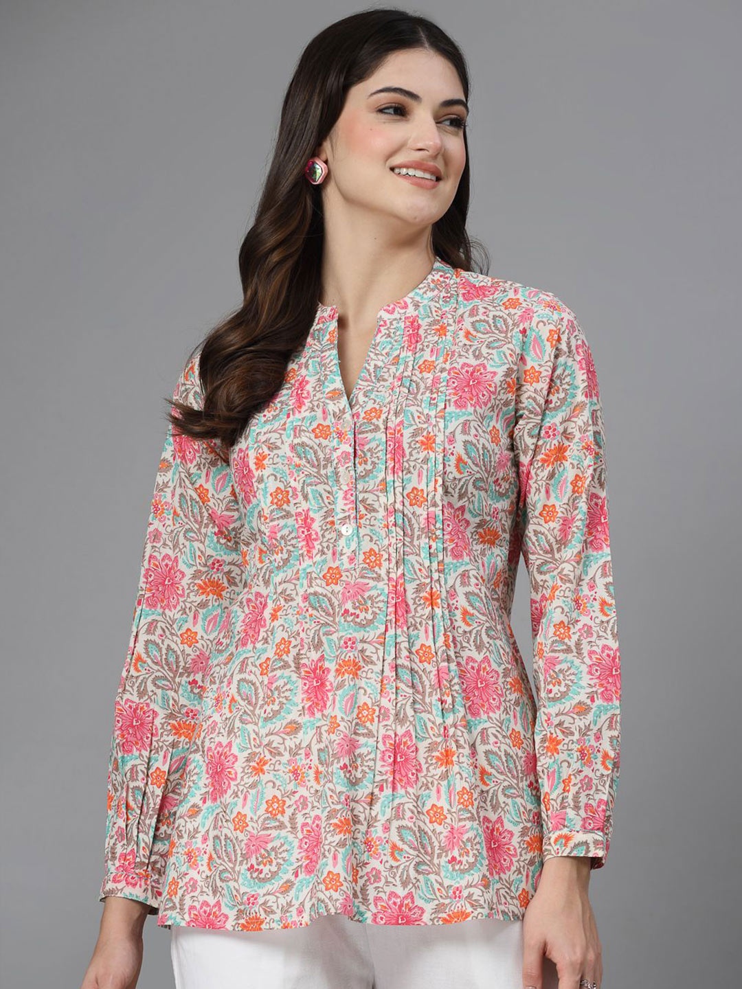 

QOMN Women Floral Printed Cotton Regular Top, Pink