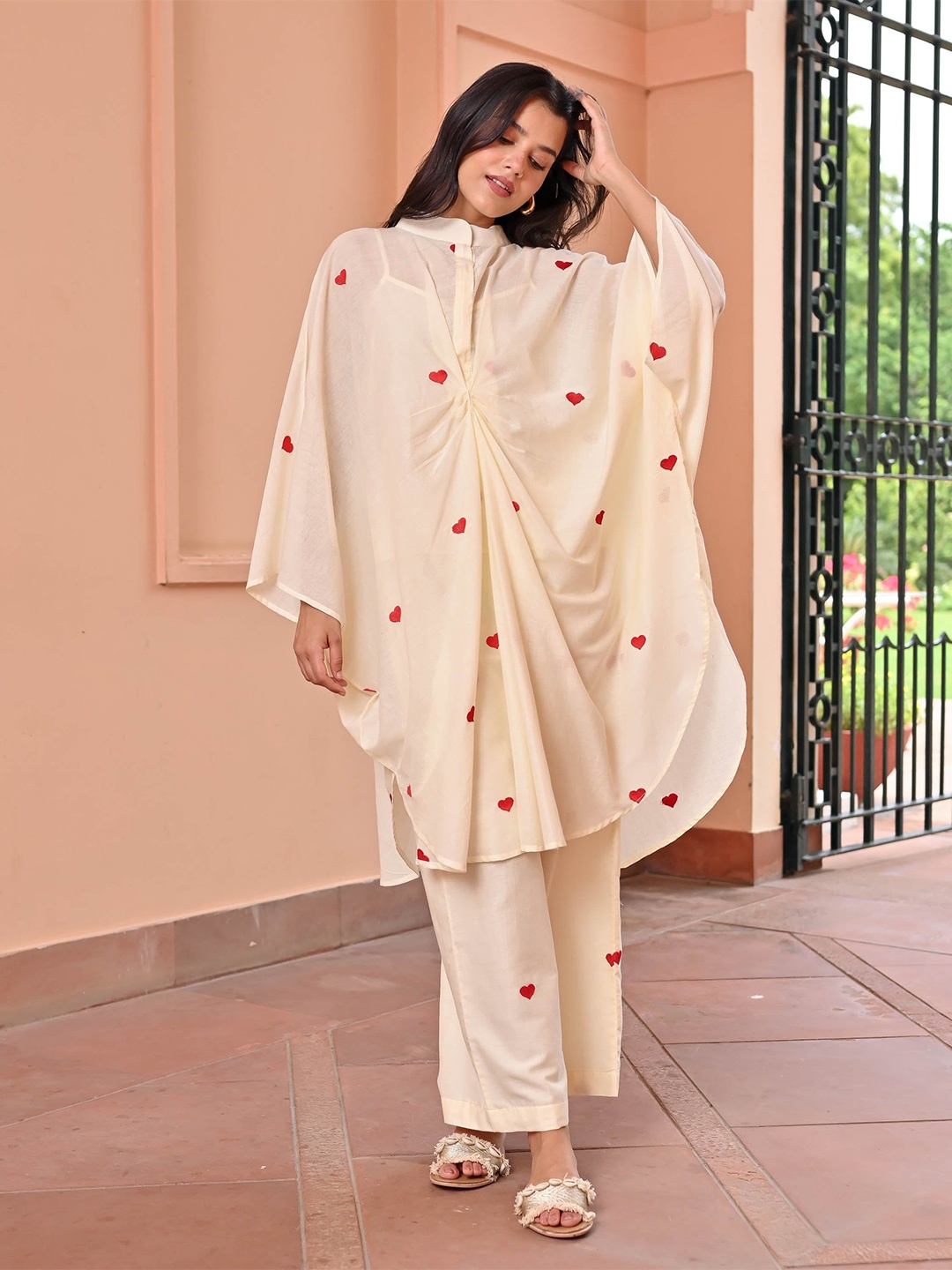 

Bunaai Printed Tunic With Trousers, Cream