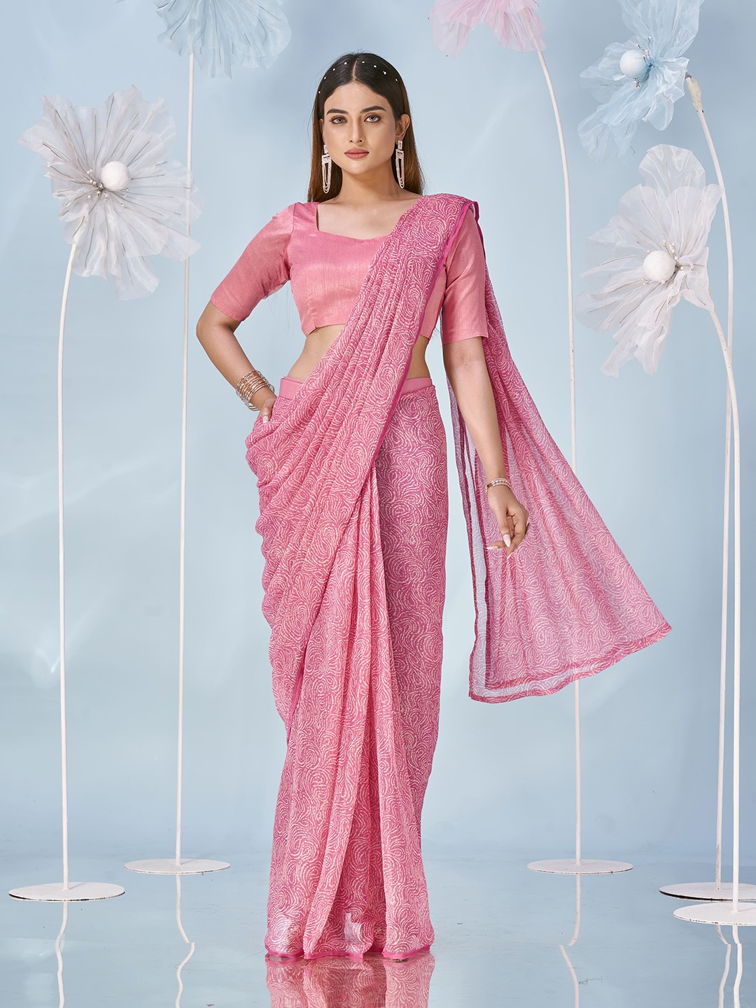 

AMOHA TRENDZ Abstract Printed Pure Chiffon Ready to Wear Saree, Peach