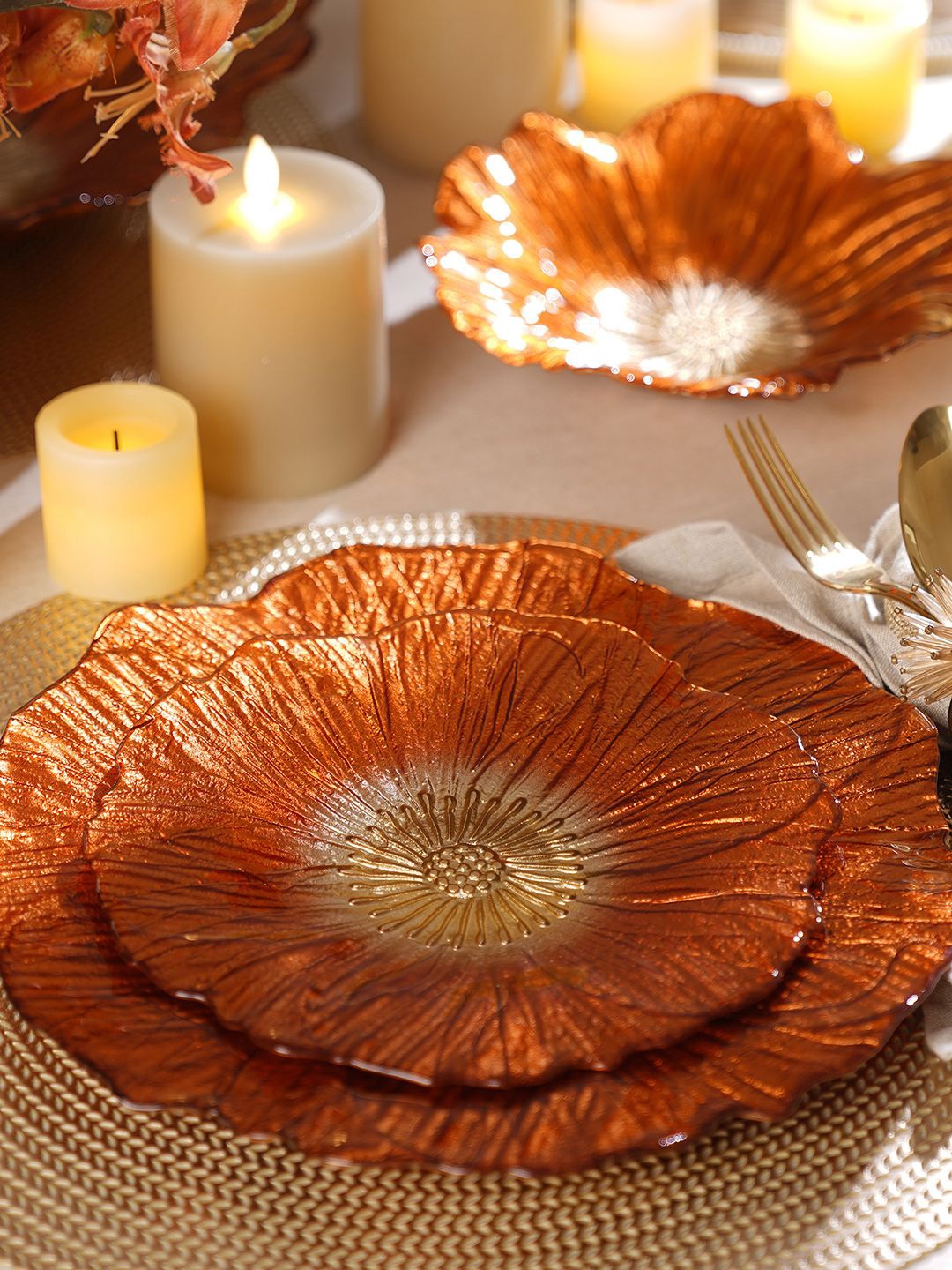 

Pure Home and Living Orange & Gold Toned 2 Pieces Glossy Textured Plates