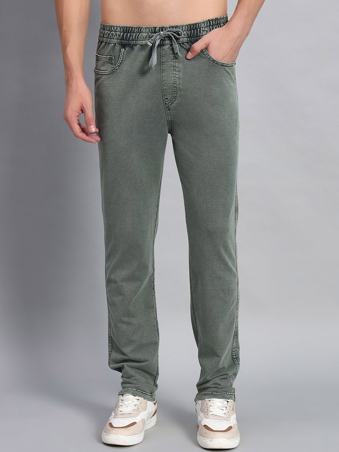 

AECK Men Straight Fit Regular Trousers, Olive