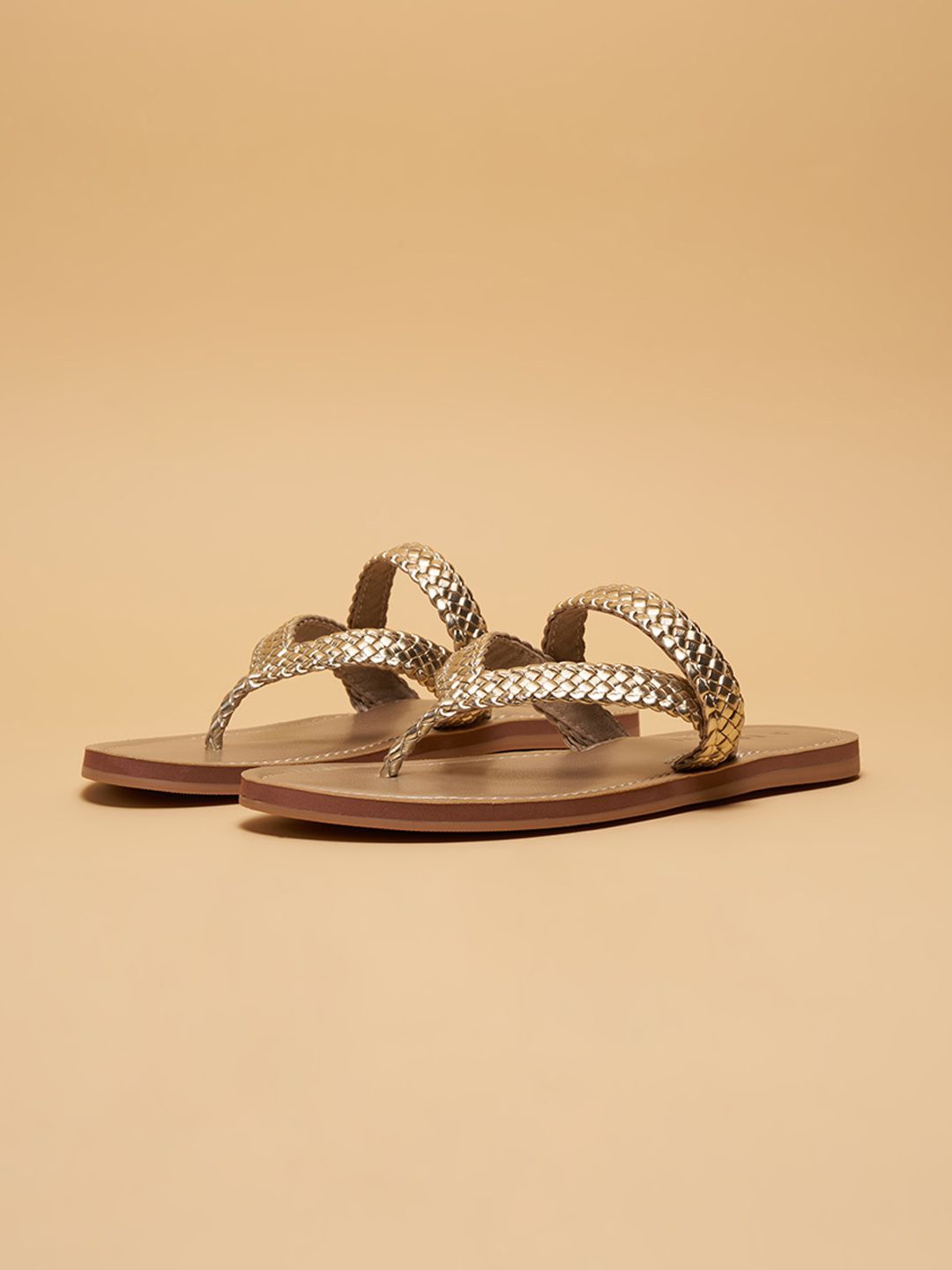 

ERIDANI Kiraa Women Open Toe Flats, Gold