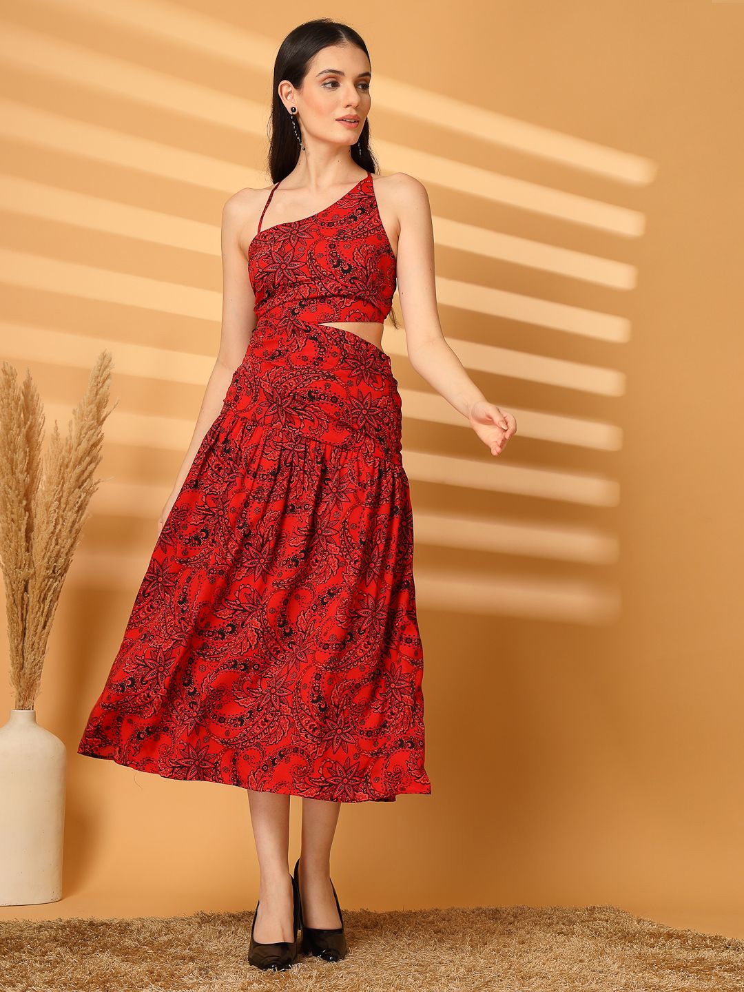 

aayu Women Floral Printed Fit & Flare Midi Dress, Red