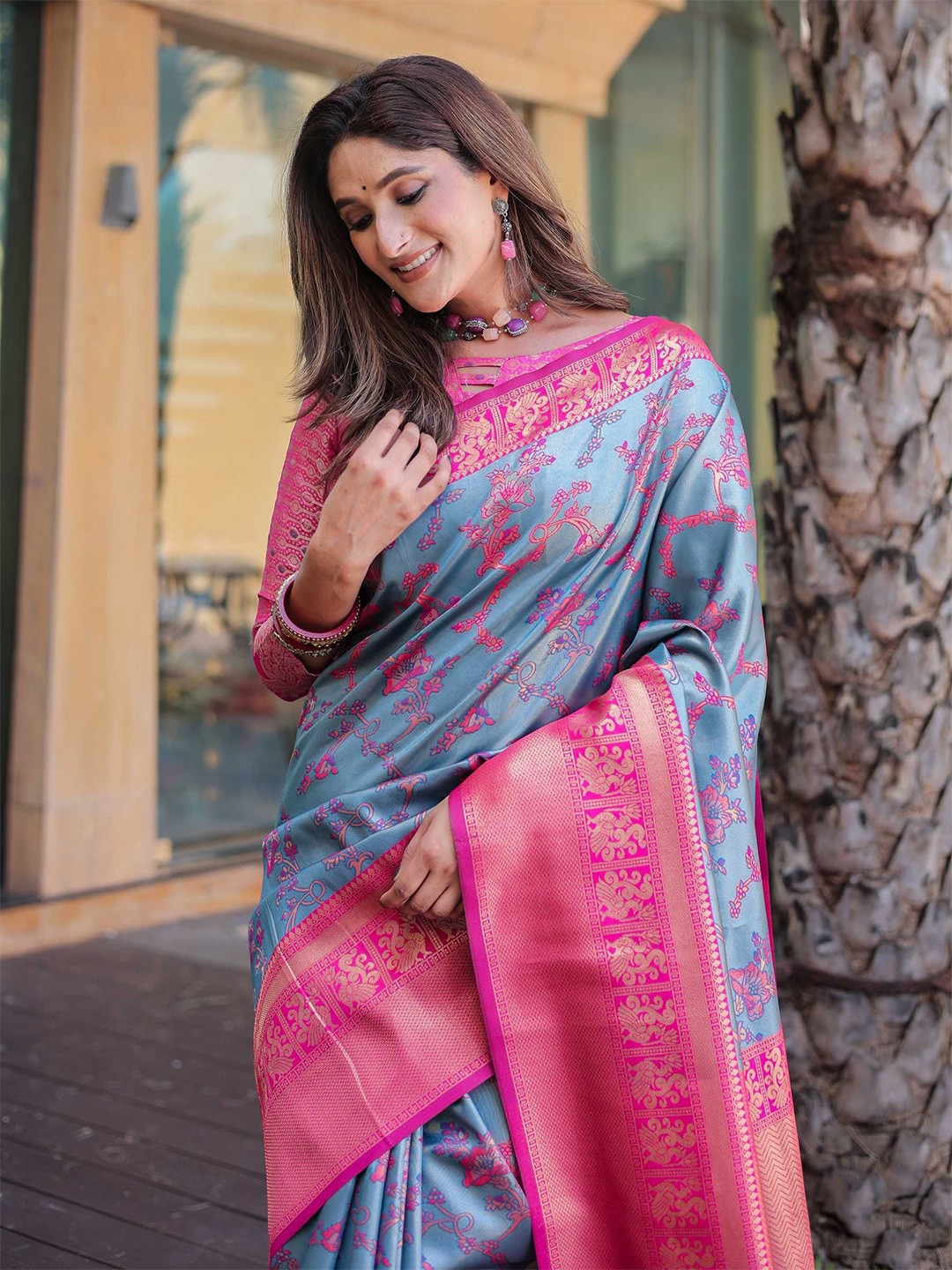 

Kandora Woven Design Pure Silk Heavy Work Dharmavaram Saree, Grey