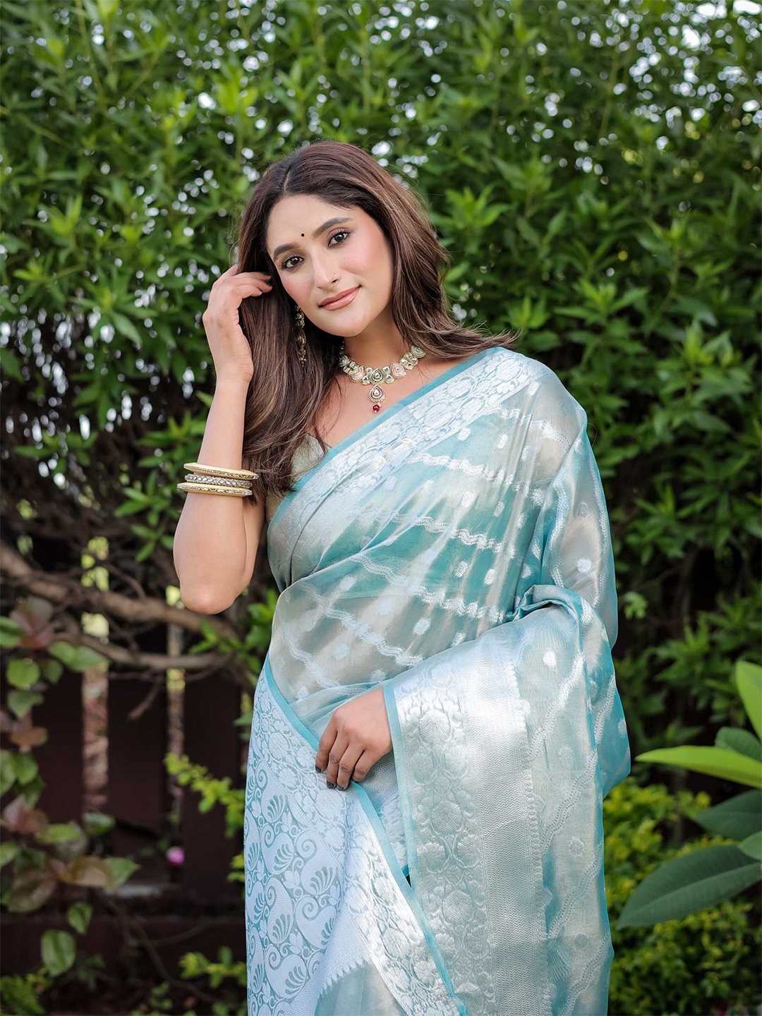 

Kandora Checked Woven Design Zari Pure Silk Banarasi Heavy Work Saree, Blue