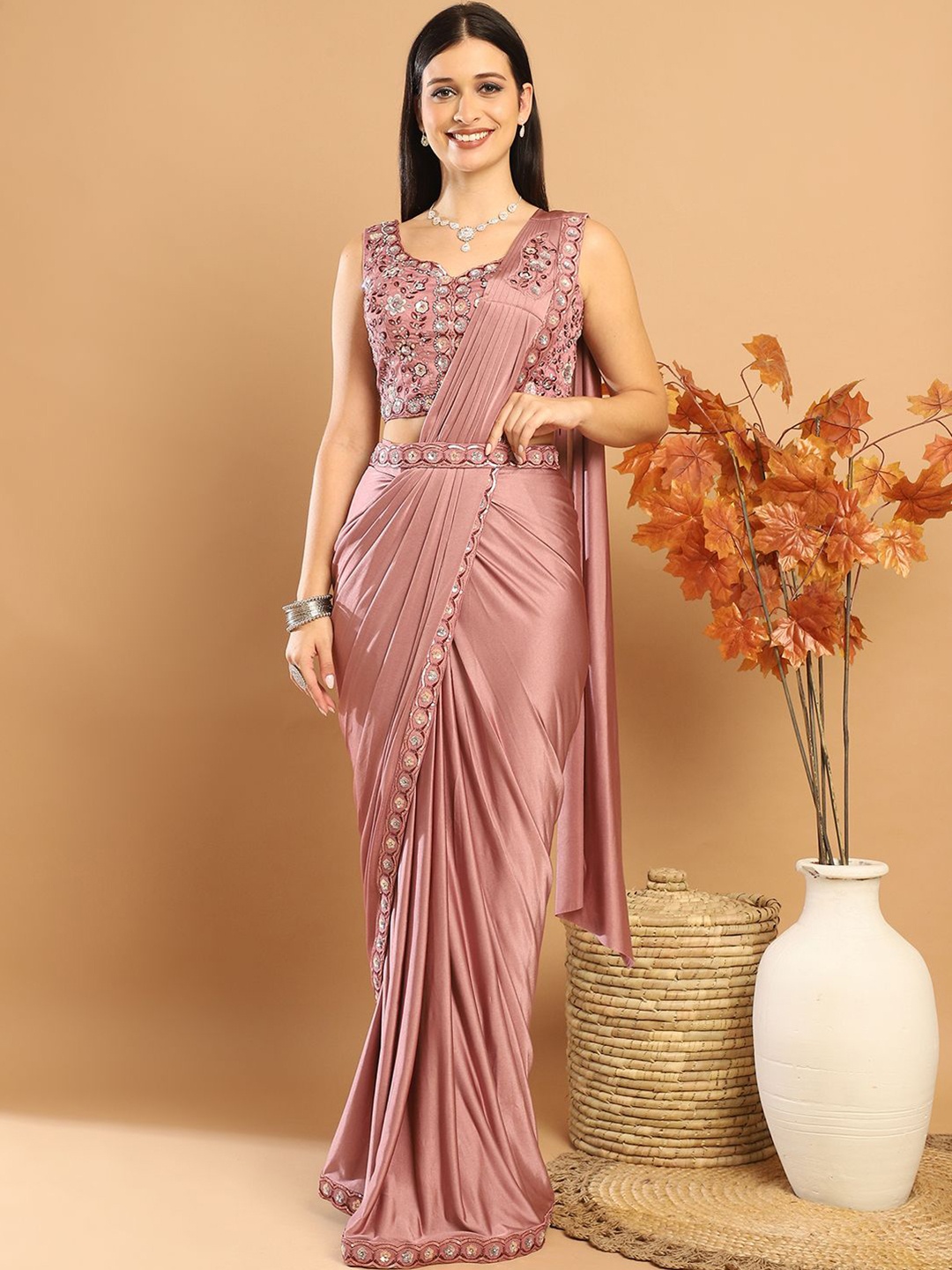 

Mitera Sequinned Ready to Wear Leheriya Saree, Mauve